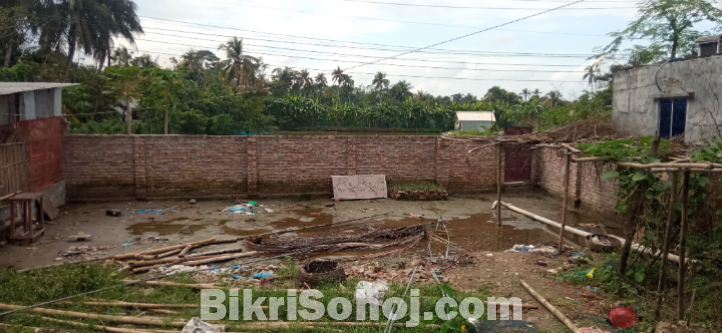 কুয়েট এর পাসে ৩.৫ শতাংশ করে ২ টি প্লট বিক্রি।